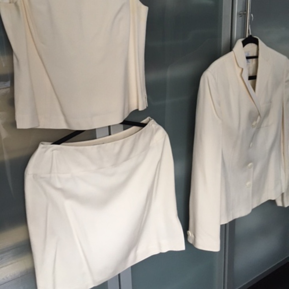 Ann Taylor Loft - 3 pc silk suit Ivory/Cream - Picture 4 of 8